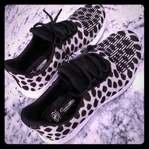 Athletic Works Leopard Sneakers